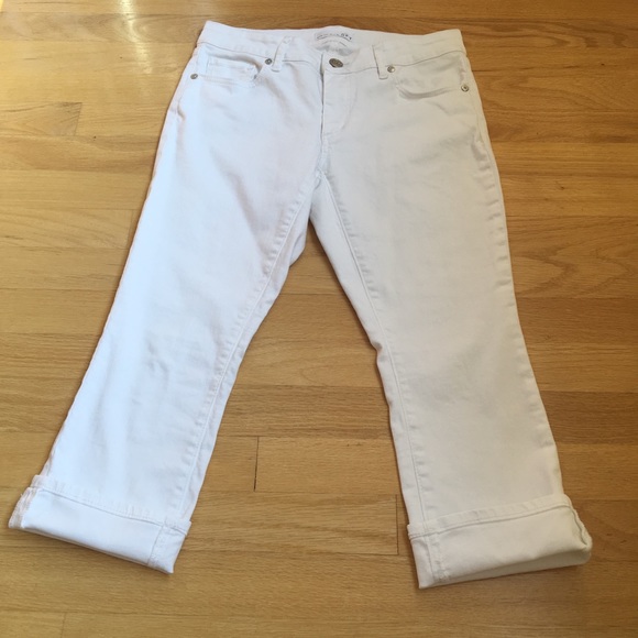Ladies LOFT White Jeans - Picture 2 of 6